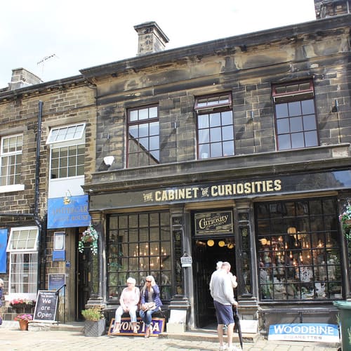 The Cabinet of Curiosities, Haworth