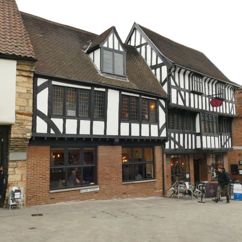 The Cardinal's Hat, Lincoln